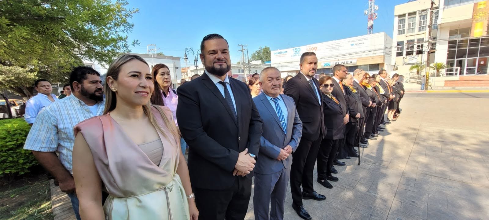 Celebrando la identidad sin fronteras: El alcalde de Arcola y su emotiva visita a los 388 años de Cadereyta