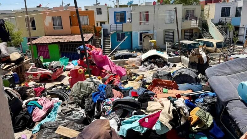 Limpieza barrio por barrio: Pesquería retira basura y escombro en Valle de Santa María